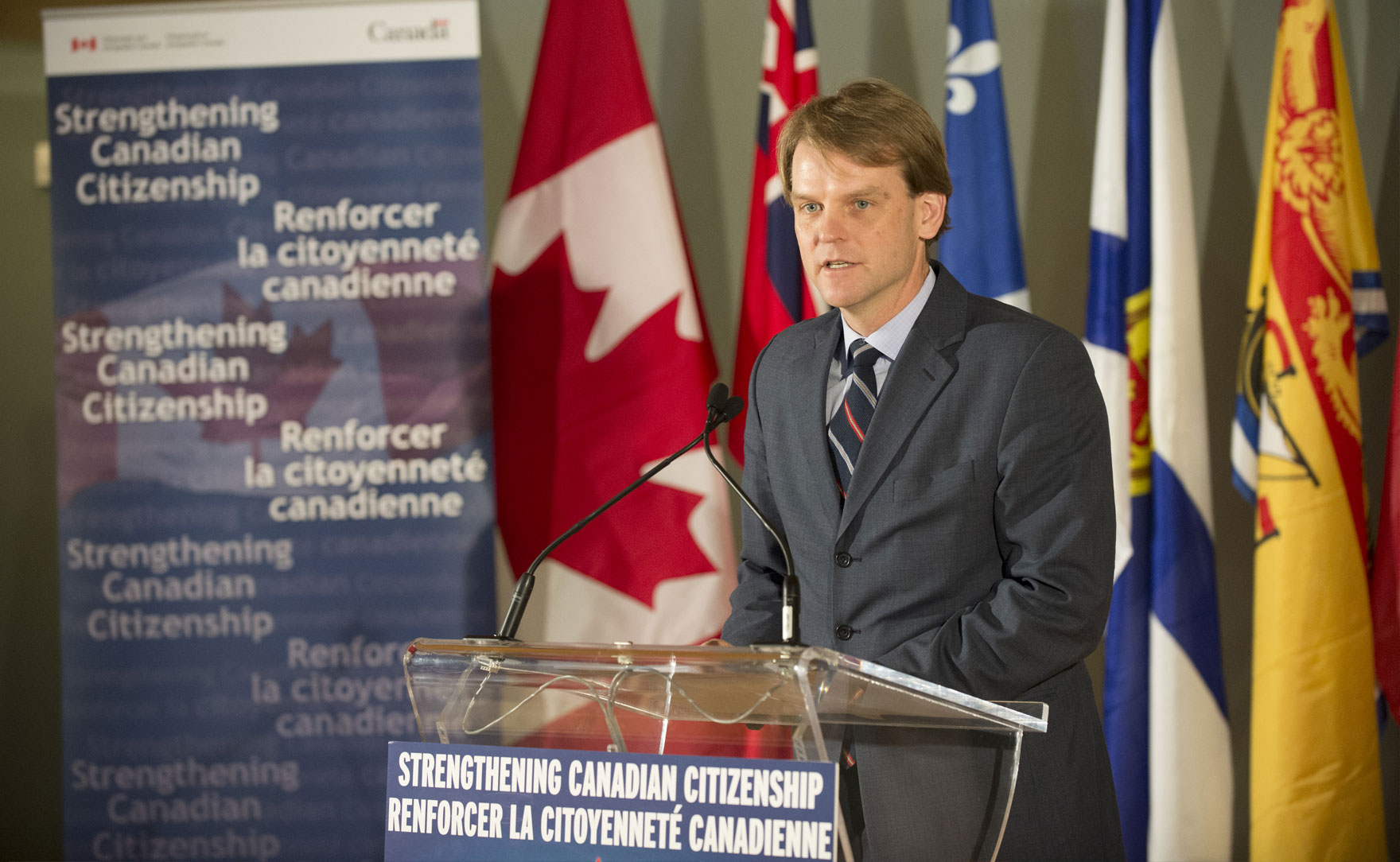 Inmigración Canadá lanza programa piloto laboral para cónyuges en espera de residencia permanente