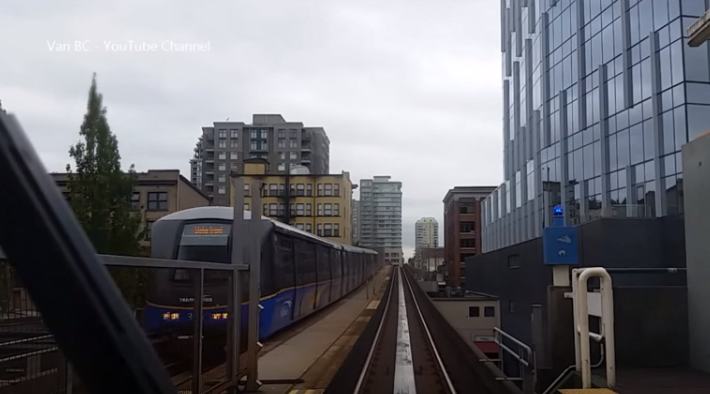 Interrumpido servicio de metro en Vancouver, debido a problemas eléctricos