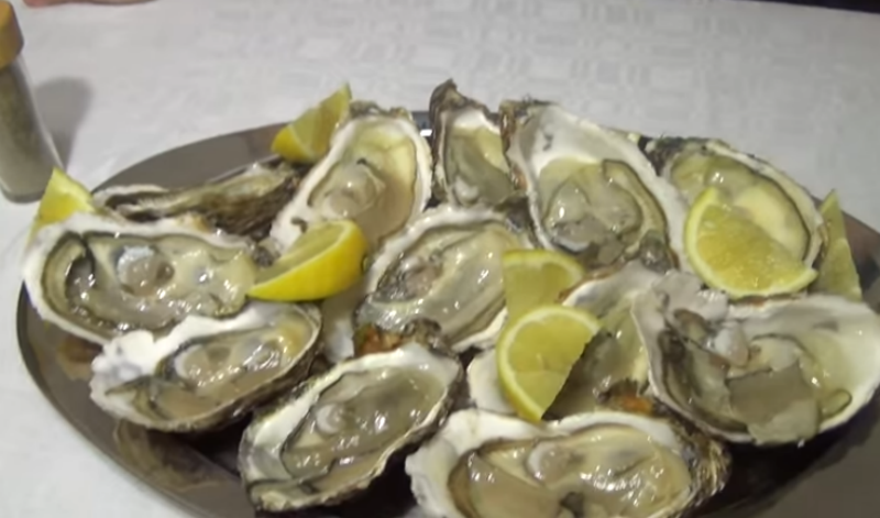 Por brote de norovirus, autoridades recomiendan cocinar bien las ostras antes de consumirlas