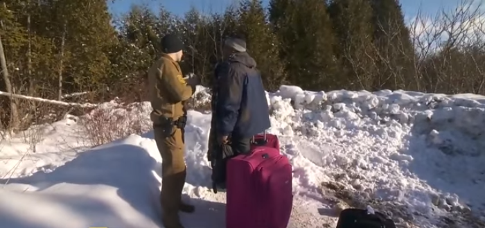 CCR pidió no recortar la asistencia legal a los refugiados en Canadá