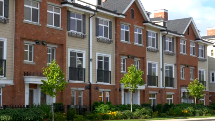 Mermó la venta de vivienda en Columbia Británica