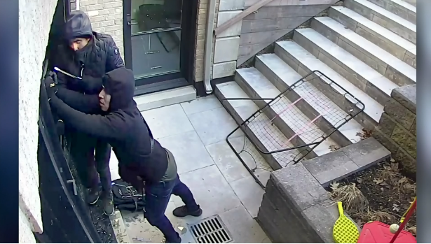 Policía desarticula banda de asaltantes chilenos en Toronto