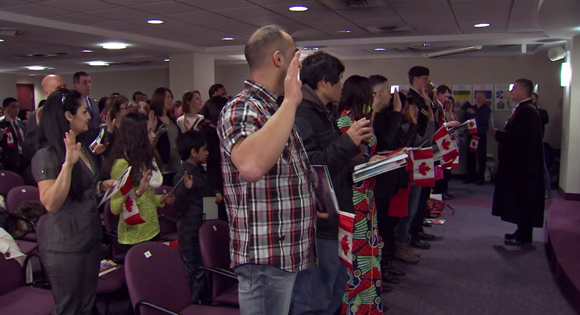 Canadá da ciudadanía a más de 150 mil inmigrantes en el último año