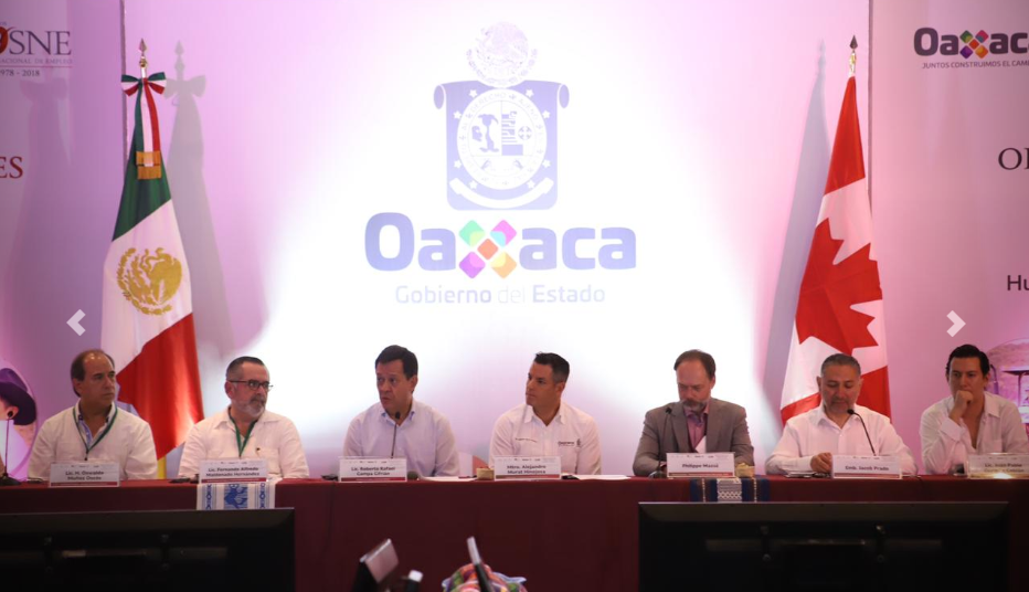 México y Canadá revisan Programa de Trabajadores Agrícolas Temporales