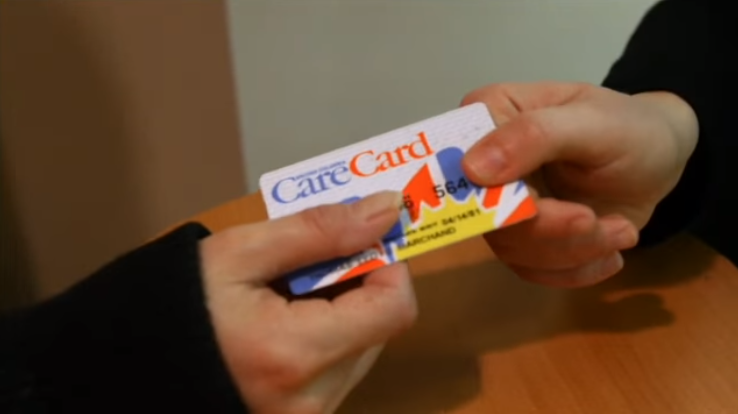 BC presenta proyecto de ley para eliminar pagos por servicios médicos