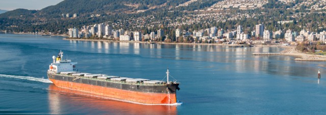 Empleadores y trabajadores marítimos logran acuerdo para levantar huelga en puertos de BC