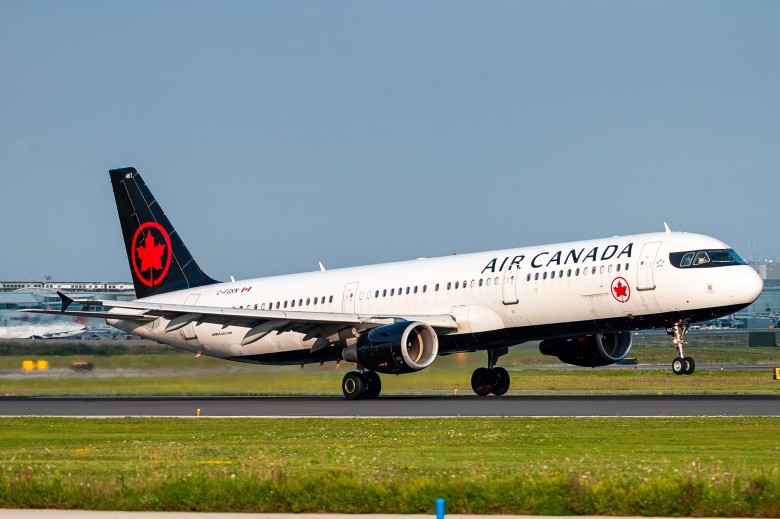 Air Canada y pilotos logran acuerdo laboral; termina amenaza de huelga