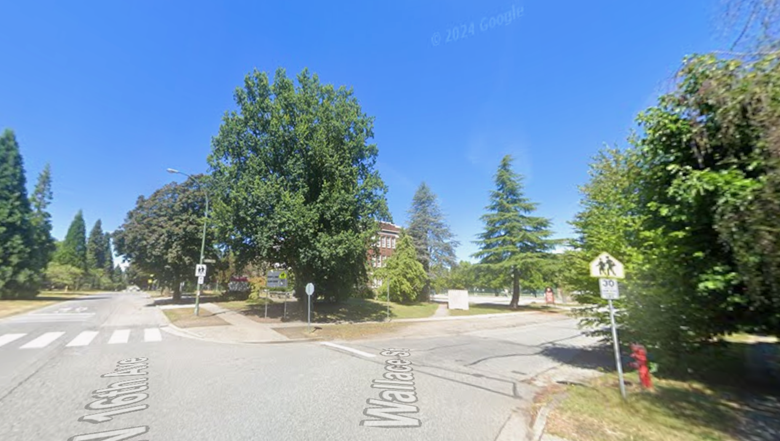 Un menor apuñalado y otro arrestado, deja pelea entre adolescentes al Oeste de Vancouver