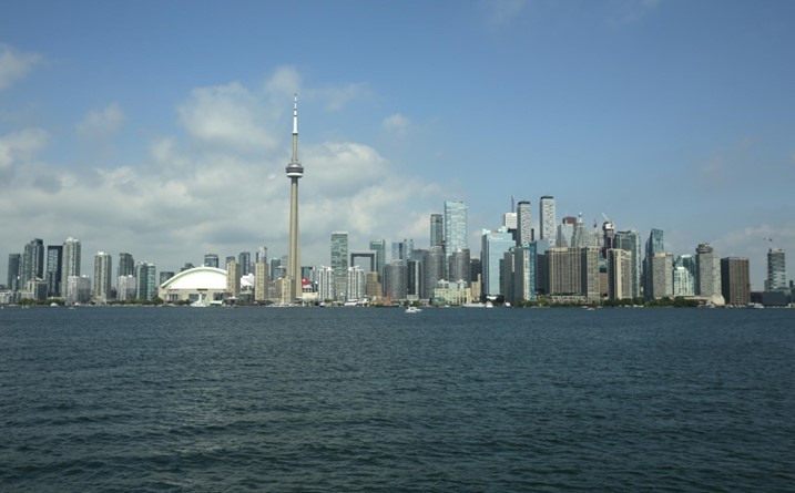 Ontario elimina barreras interprovinciales para trabajadores canadienses