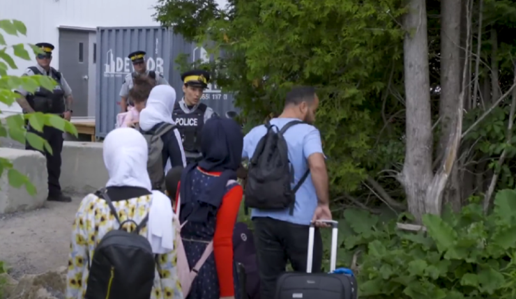 Gobierno canadiense endurece reglas para solicitar asilo dentro de Canadá