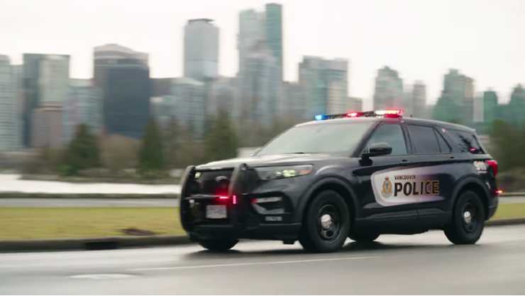 Presentan nuevos cargos contra mujer investigada por agresiones en Yaletown, Vancouver