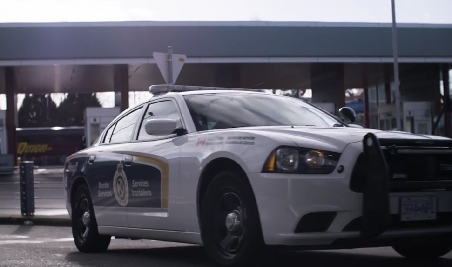 Aumentan las deportaciones por extorsión en Columbia Británica