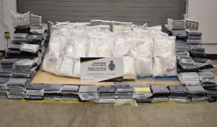 Cae cargamento de droga en el aeropuerto de Vancouver