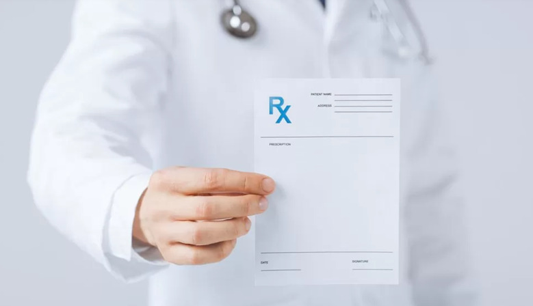 Trabajadores ya no tendrán que presentar excusa médica por ausencias laborales cortas en Columbia Británica