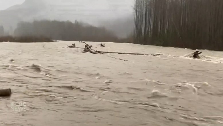 Cierran principales carreteras entre Vancouver y el interior de BC por emergencia invernal