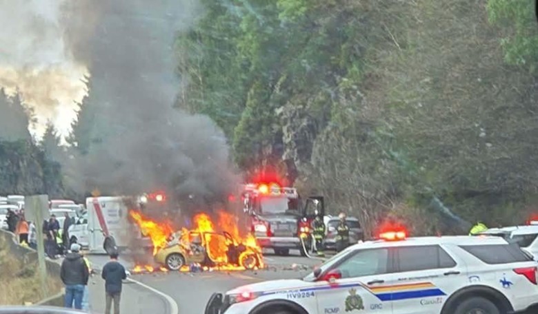 Mujer pierde la vida en accidente vehicular en la isla de Vancouver
