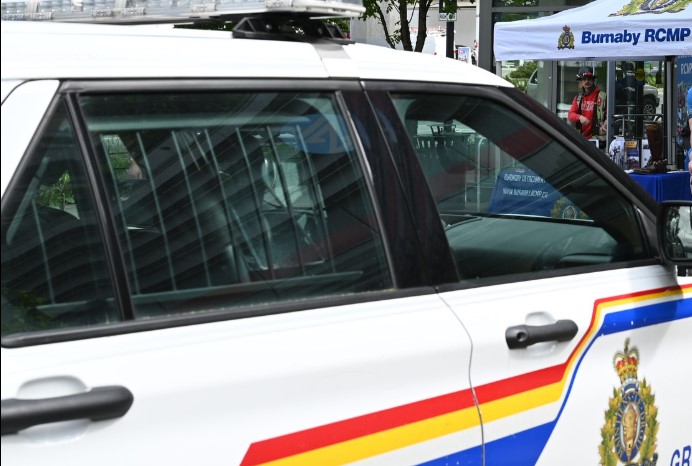 Un conductor fallece en una colisión fatal en Burnaby: la RCMP solicita testigos