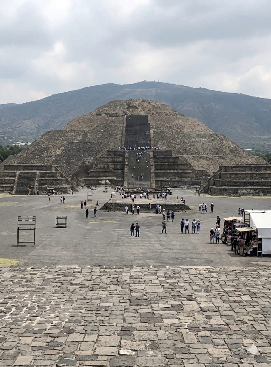 Dos canadienses entre los dos fallecidos y 13 heridos que deja el tiroteo en Teotihuacán, México