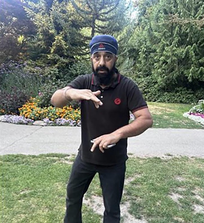 Policía de Surrey pide ayuda ciudadana para identificar a sospechoso de agresión sexual