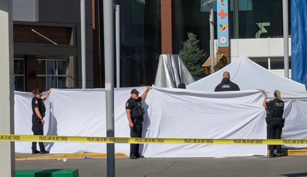 Dos muertos y dos heridos por atropellamiento masivo en centro comercial Tsawwassen Mills