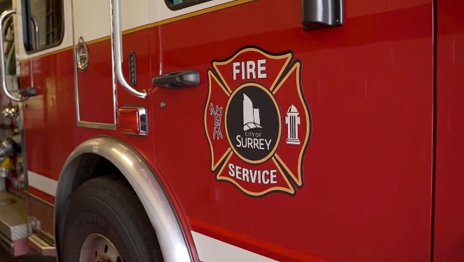 Incendio vehicular deja un muerto en Surrey
